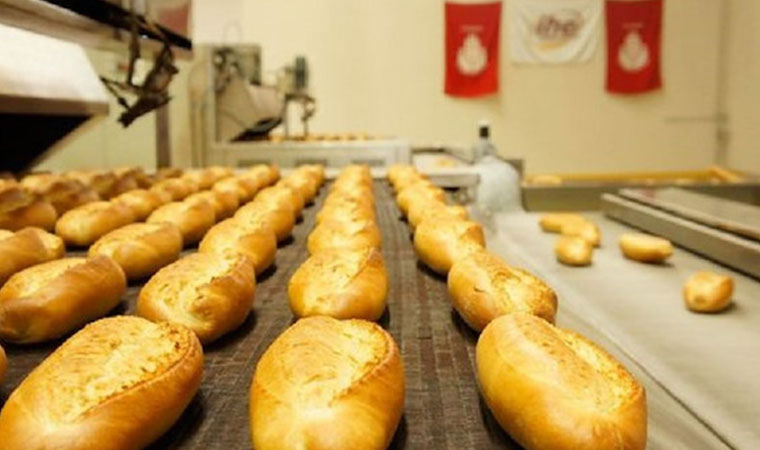 İstanbul Belediyesi ekmeğe zam yaptı