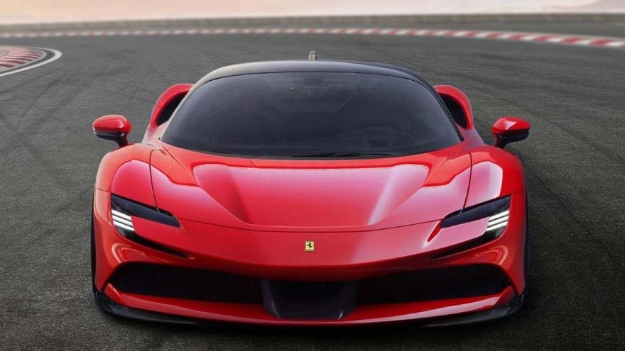 Ferrari’nin sadece vergisiyle 84 tane Egea Sedan alınıyor