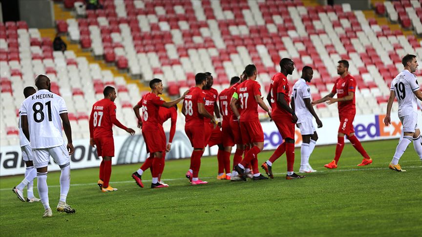 Sivas, Avrupa’da ilk galibiyetini Azeri takıma karşı aldı