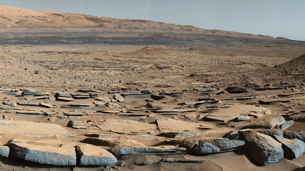 Mars’taki göl ve okyanuslarda bulunan su nereye gitti?