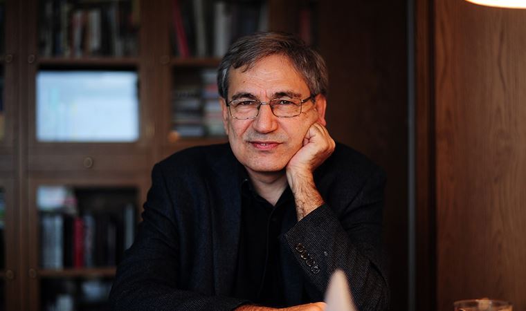 Orhan Pamuk romanını videolarla anlatıyor