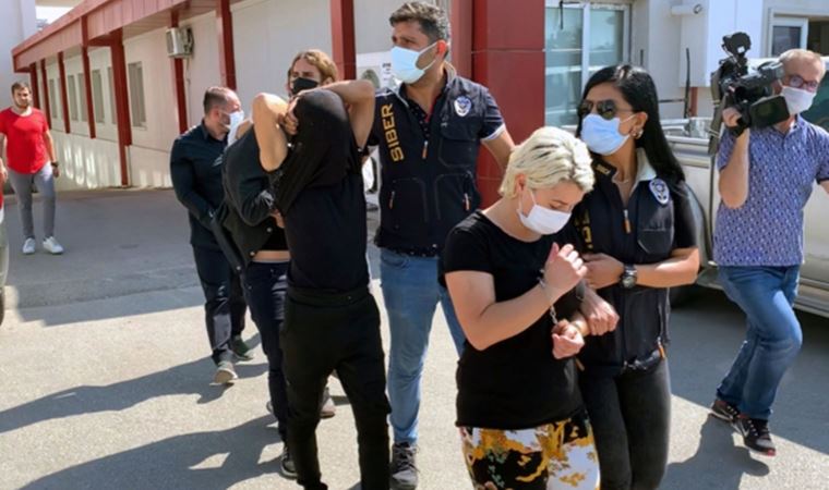 Dijital 'Sazan Sarmalı' polise takıldı: 4 gözaltı