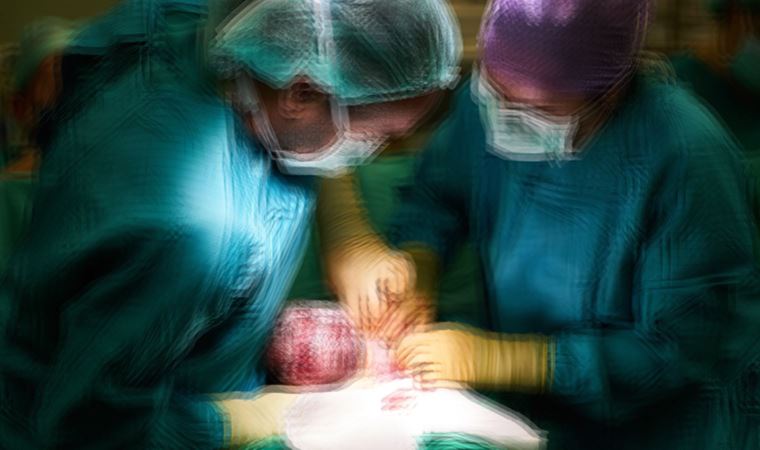 “Doğum koçu” ile evde doğum yapan kadının bebeği oksijensizlikten öldü