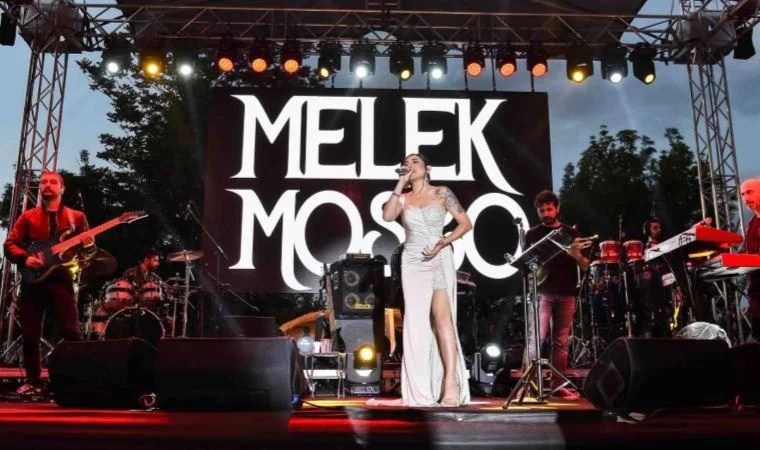 Melek Mosso'nun Isparta Gül Festivali'ndeki konseri iptal edildi