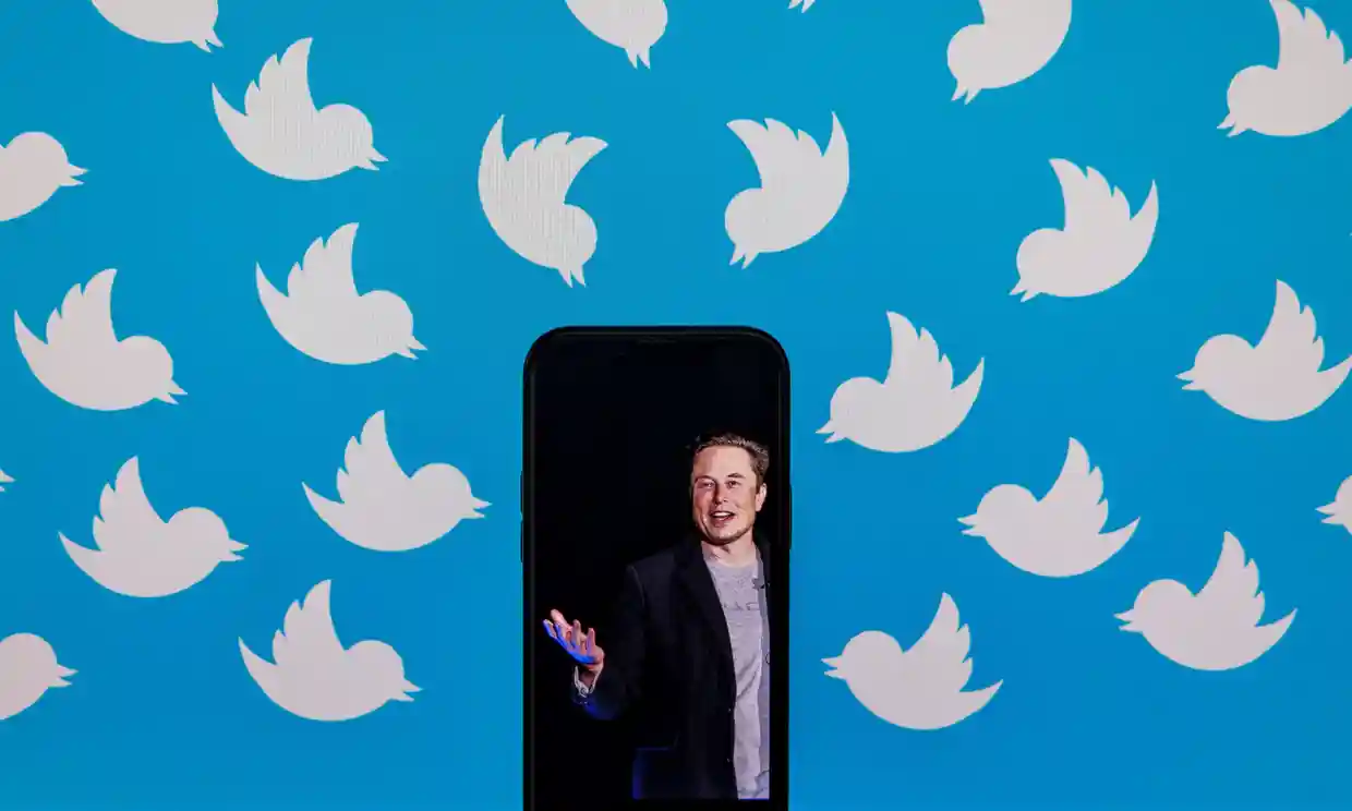 Elon Musk'ın çiftliğinde bugün: Tweet görüntüleme sayısına sınır getirildi
