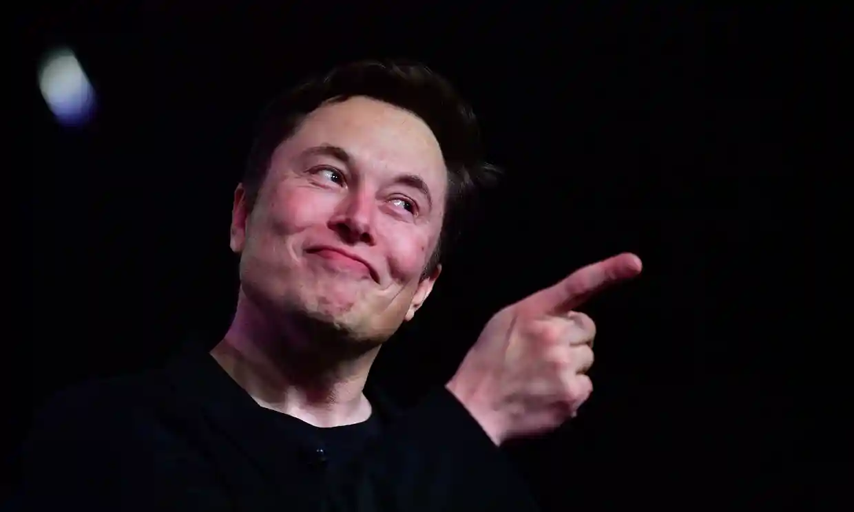 Elon Musk'ın belalısı şimdi de Threads'te