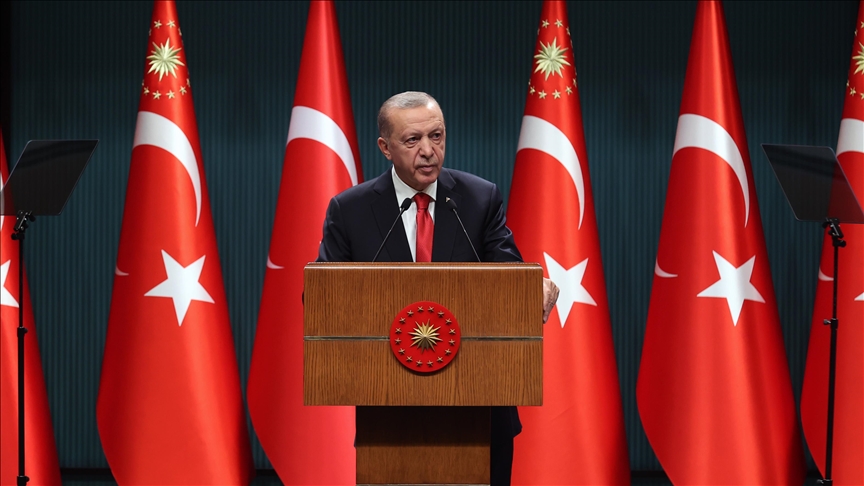 Erdoğan: Tank ve askerle birlikte hepsinin kökünü kazıyacağız