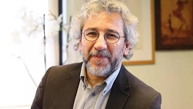 Can Dündar gri listeye alındı, 500 bin TL ödül kondu