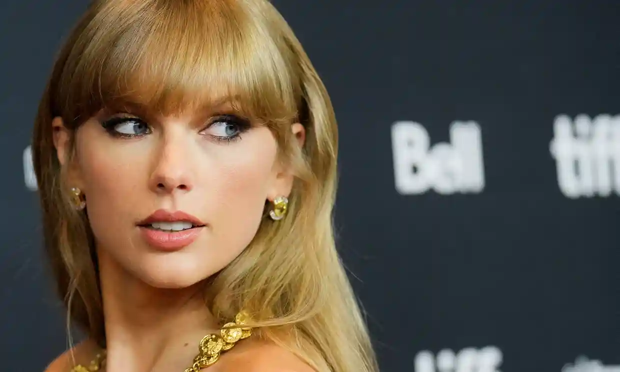Taylor Swift’in albümü 230 milyon dolarlık satışa ulaştı