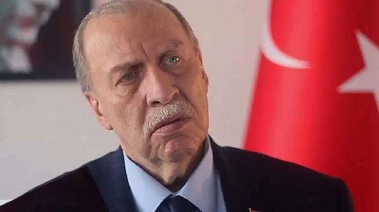 Eski bakan Yaşar Okuyan CHP'den ihraç edildi