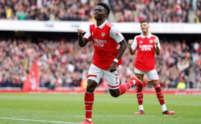 Bukayo Saka, Arsenal’in yüzünü güldürmeyi sürdürüyor! Manchester United yarı finalde