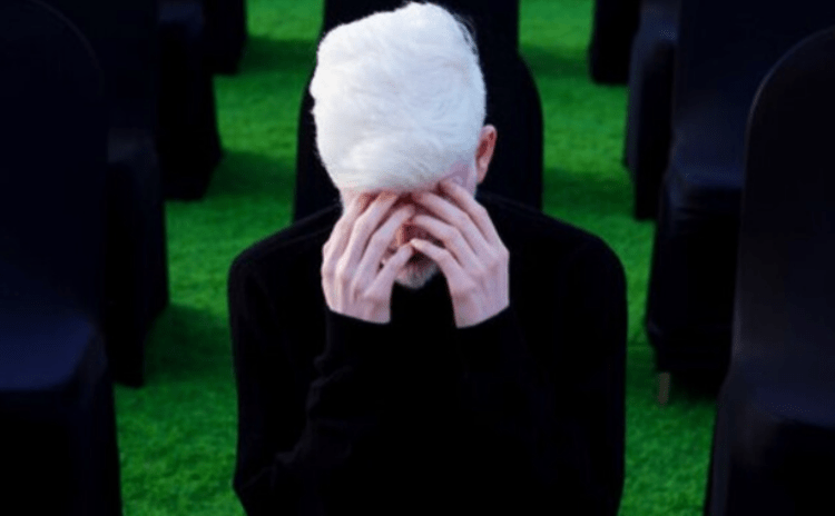 Mozambik'te büyücülük için albino cesedi mezarından çaldılar