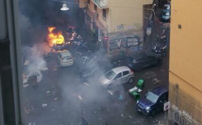 Frankfurtlu holiganlar yine sahnede: Napoli’de futbol savaşı