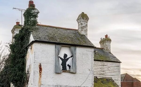Banksy yeniden ortaya çıktı… ama mal sahibi yıkacak