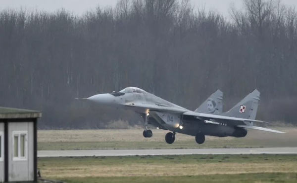 Bir ilk: NATO üyesi Ukrayna’ya savaş uçağı gönderecek