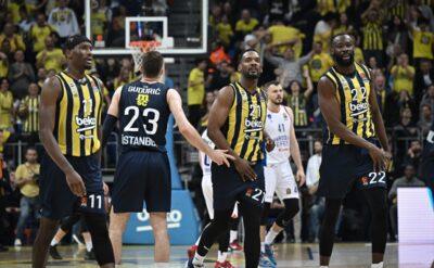 Olaylı maçta Fenerbahçe ‘Devam’ Anadolu Efes ‘Tamam’ dedi