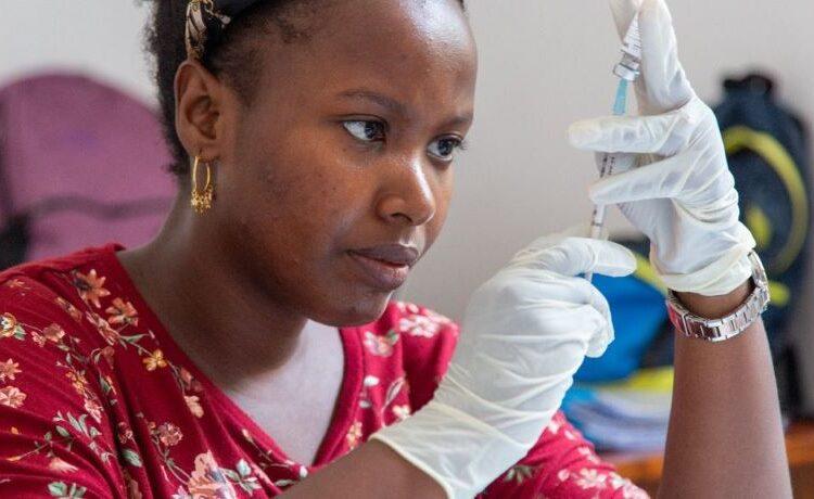Dünyayı değiştirebilecek çalışma: Gana yeni sıtma aşısını ilk onaylayan ülke oldu