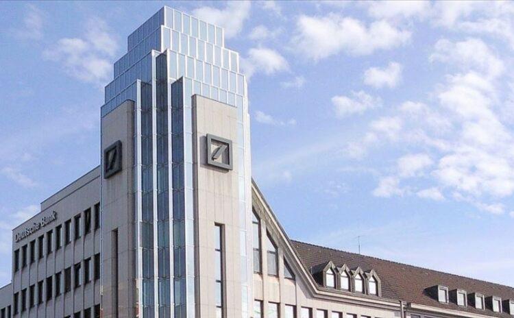 Yüksek faiz Deutsche Bank'a yaradı: 10 yılın en yüksek kârı