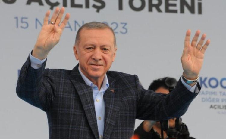 Erdoğan Kocaeli'de Demirtaş'a yüklendi: Bunların derdi Kürt falan değil