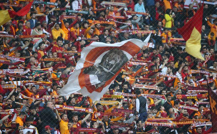 Galatasaray gelecek sezon kombinelerini şimdiden tüketti