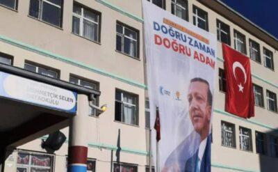 Erdoğan pankartı asılan okulun müdürü 10Haber’e konuştu: Gece yarısı gelip asmışlar