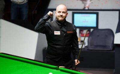 Böylesi hikaye ilklerin yazarına yakışırdı