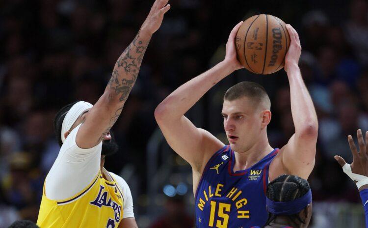 Denver, Lakers'a karşı ilk servisi kırdırmadı