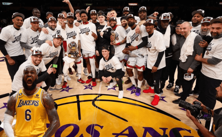 Lakers elendi, LeBron emeklilik sinyali verdi