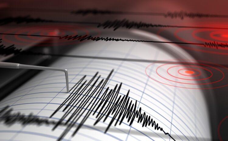 Adana'da deprem oldu Naci Görür uyardı