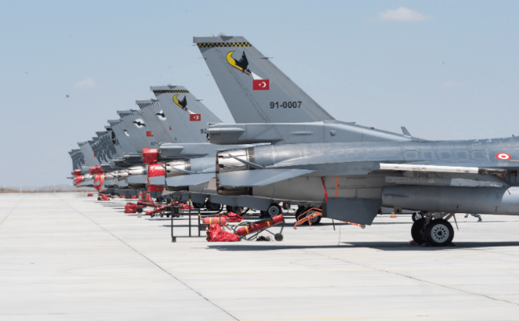 Washington Post: Senatörlerin Türkiye'ye F-16 tedarikindeki yeni koşulu Yunanistan'a F-35 verilmesi
