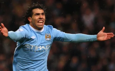Carlos Tevez’den İngilizce itirafı: Savaş yüzünden…