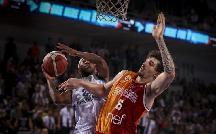 Basketbol Süper Ligi’nde son yarı finalist Telekom