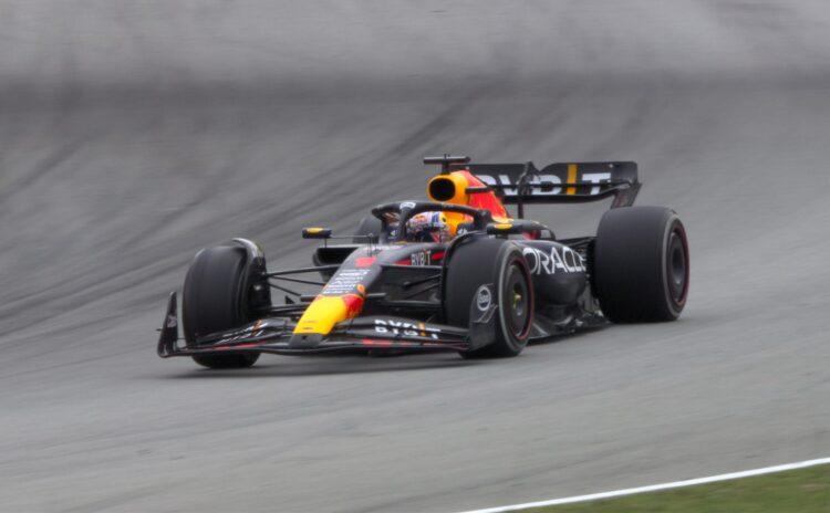 Max Verstappen İspanya’da da durdurulamadı