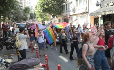 İstanbul ve İzmir’de Onur Yürüyüşü’ne polis müdahalesi
