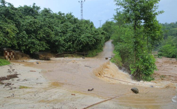 Ordu ve Giresun'da sel, heyelan, fırtına