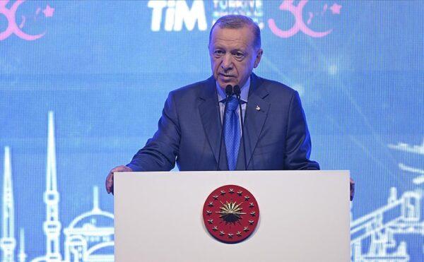 Erdoğan: Yeni ekonomi kadromuzun birinci önceliği enflasyon