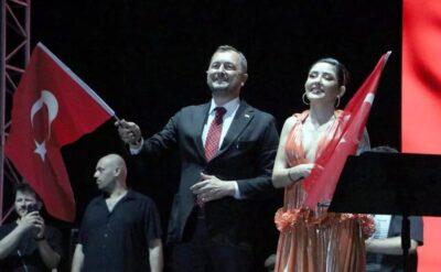 Ak Partili başkan Melek Mosso konserini iptal etmediği için istifa etmek zorunda kaldı