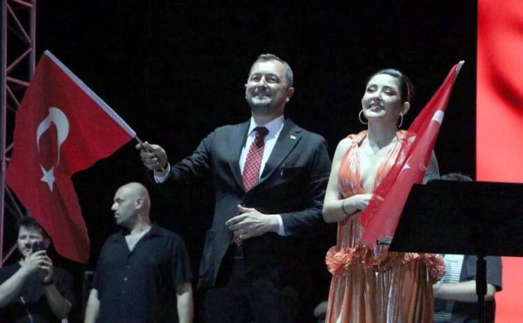 Ak Partili başkan Melek Mosso konserini iptal etmediği için istifa etmek zorunda kaldı