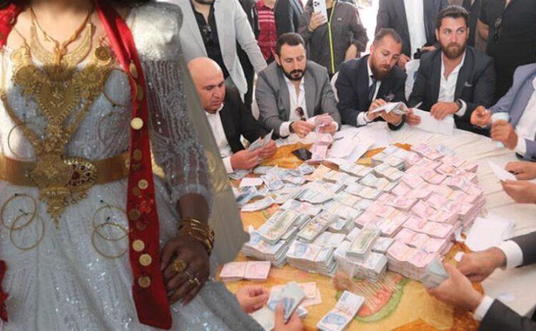 Aşiret düğününde servet takıldı: Damada 6 milyon lira, geline 4 kilo altın