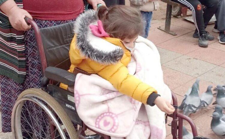 Konteynerde yaşayan Merve'nin tekerlekli sandalyesini çaldılar: Geri getirin şikayetçi olmayacağım