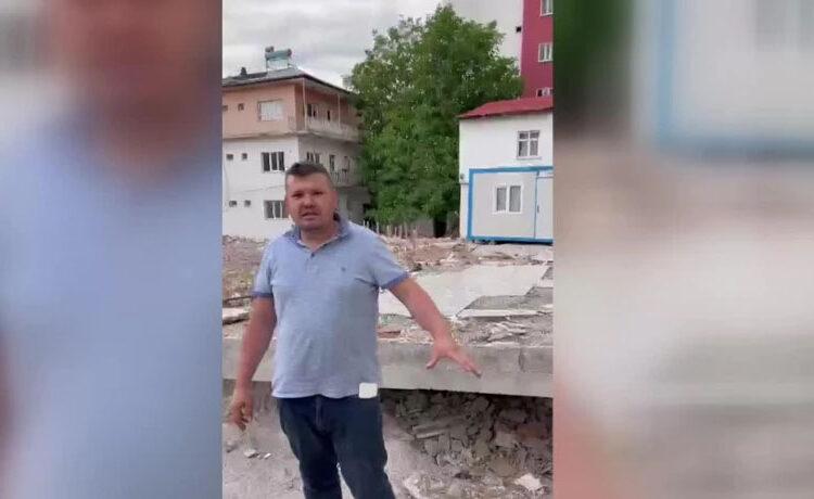 Kahramanmaraş'ta az hasarlı iş yerini acemi kepçe operatörü yıktı