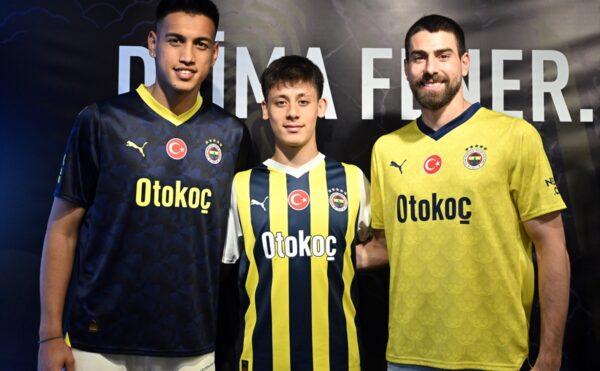 Fenerbahçe ve Beşiktaş yeni sezon formalarını tanıttı
