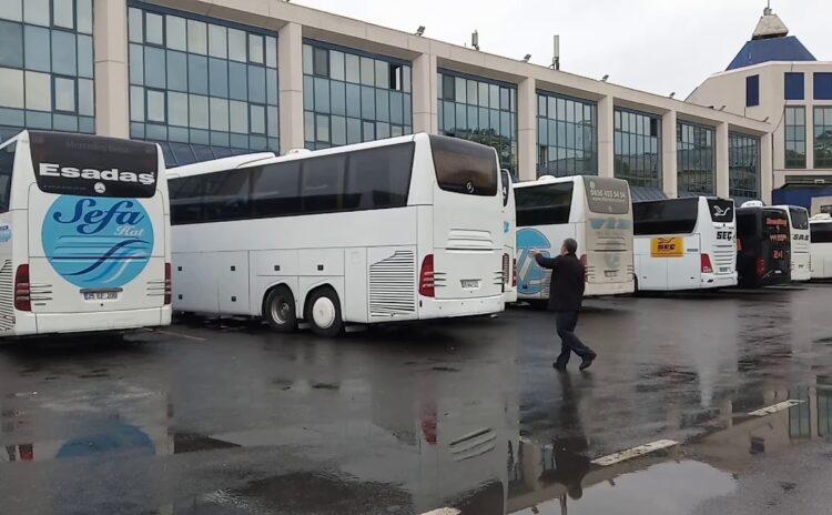 Kurban Bayramı'nda karayoluna ilgi büyük: Otobüs firmaları ek sefer koydu