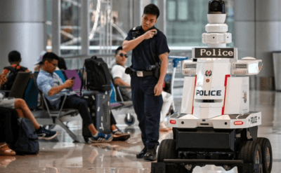 Singapur’da yeni dönem: Sokaklarda robot polisler devriye gezecek