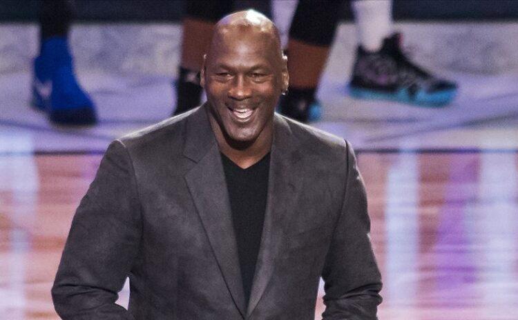 Charlotte’ta Michael Jordan dönemi bitti, 3 milyar dolara hissesini sattı