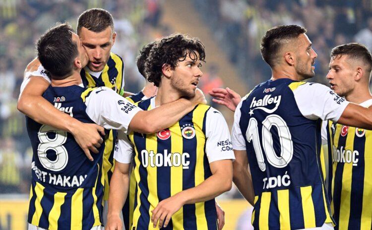 Kadıköy’de sıcak gece: Fenerbahçe'nin yenileri alev aldı!