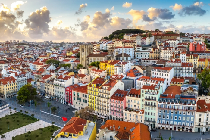 Yabancıya ev satışı ve dijital göçmen vizesi Portekiz'i konut krizine soktu