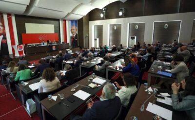 Kılıçdaroğlu dediğini yaptırdı ama Parti Meclisi’nde çoğunluğu kaybetti