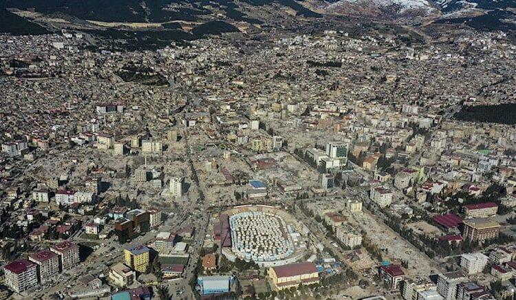 Dünyadaki 194 milyar dolarlık doğal afet kaybının yarısı Türkiye'deki depremler