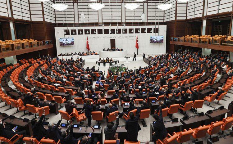Bahçeli'nin ‘makul’ bulmadığı emekli zammı Ak Parti ve MHP oylarıyla geçti: Yüzde 25